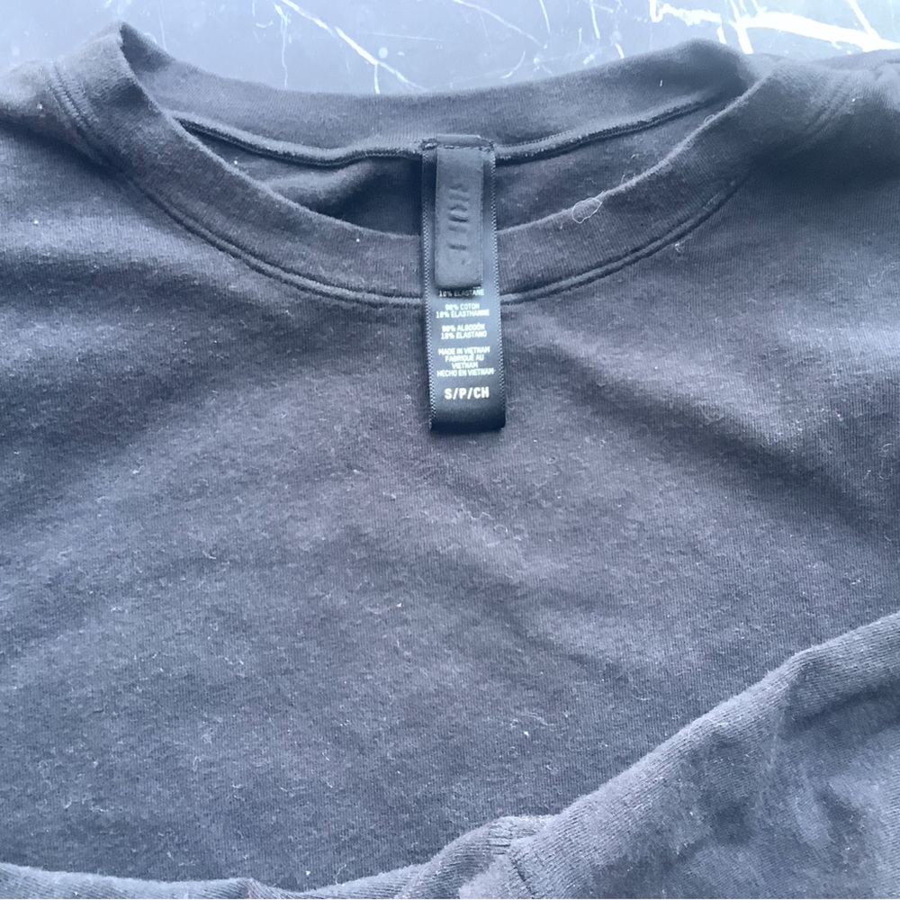 Skims Black Long sleeve T-Shirt